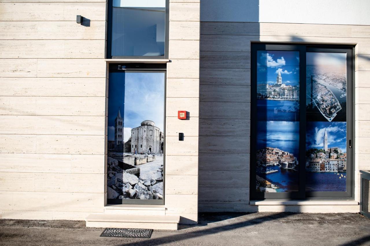 Mrak Zadar Exclusive Apartment ภายนอก รูปภาพ
